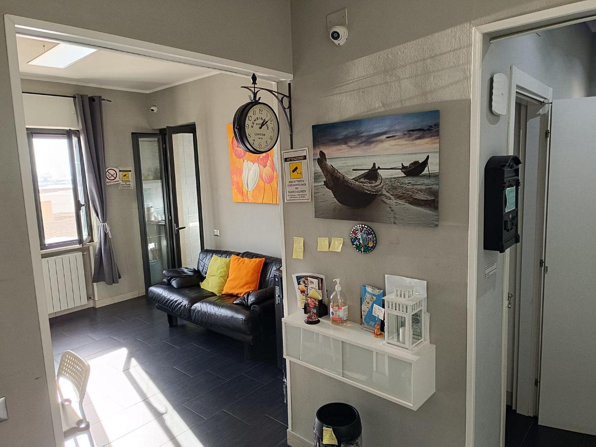 B&B Stazione37 ตารันโต ภายนอก รูปภาพ